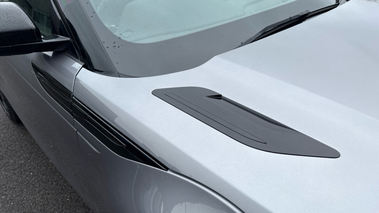 Land Rover Range Rover Evoque 2.0 P250 R-Dynamic SE 5dr Auto Petrol Hatchback